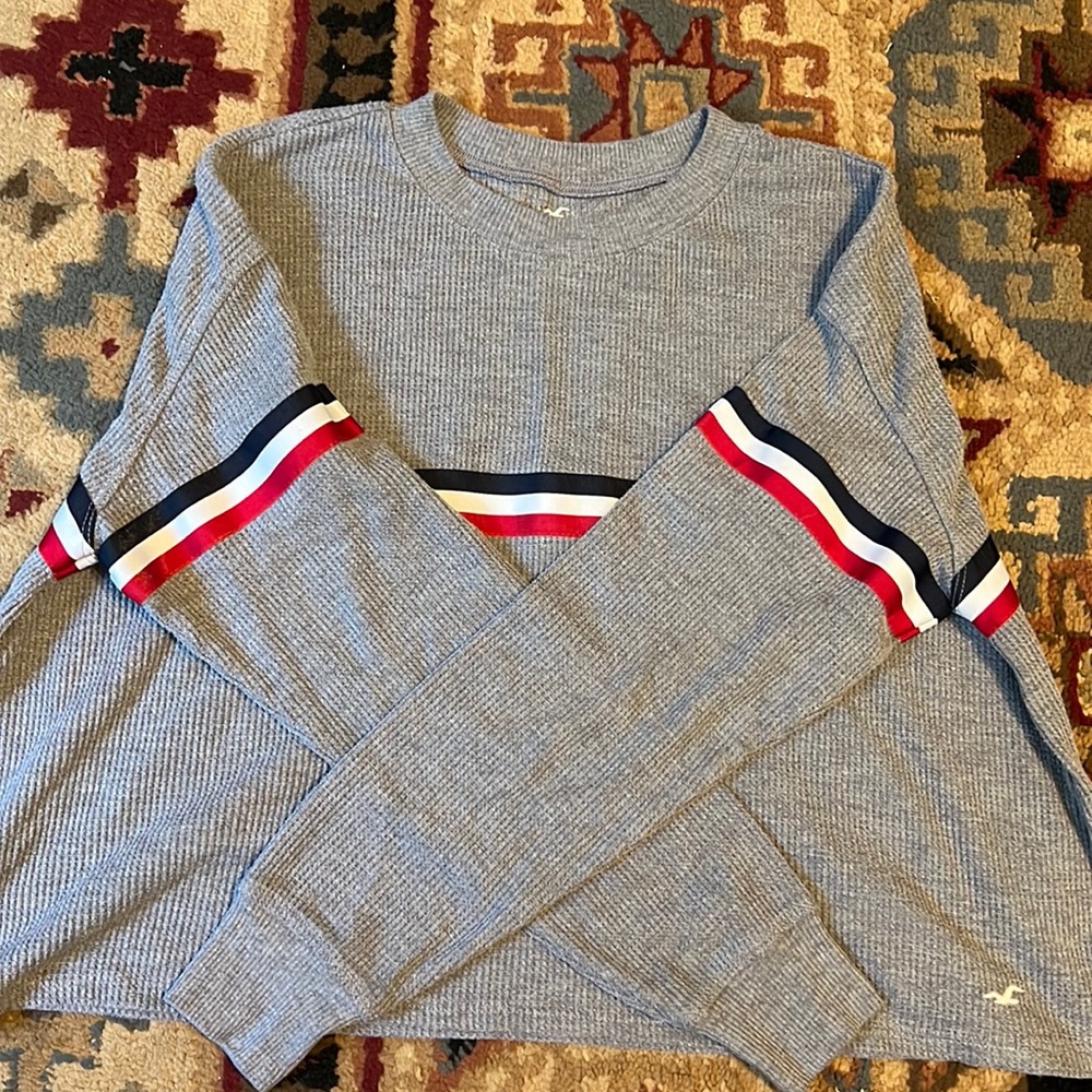 Hollister long sleeved shirt